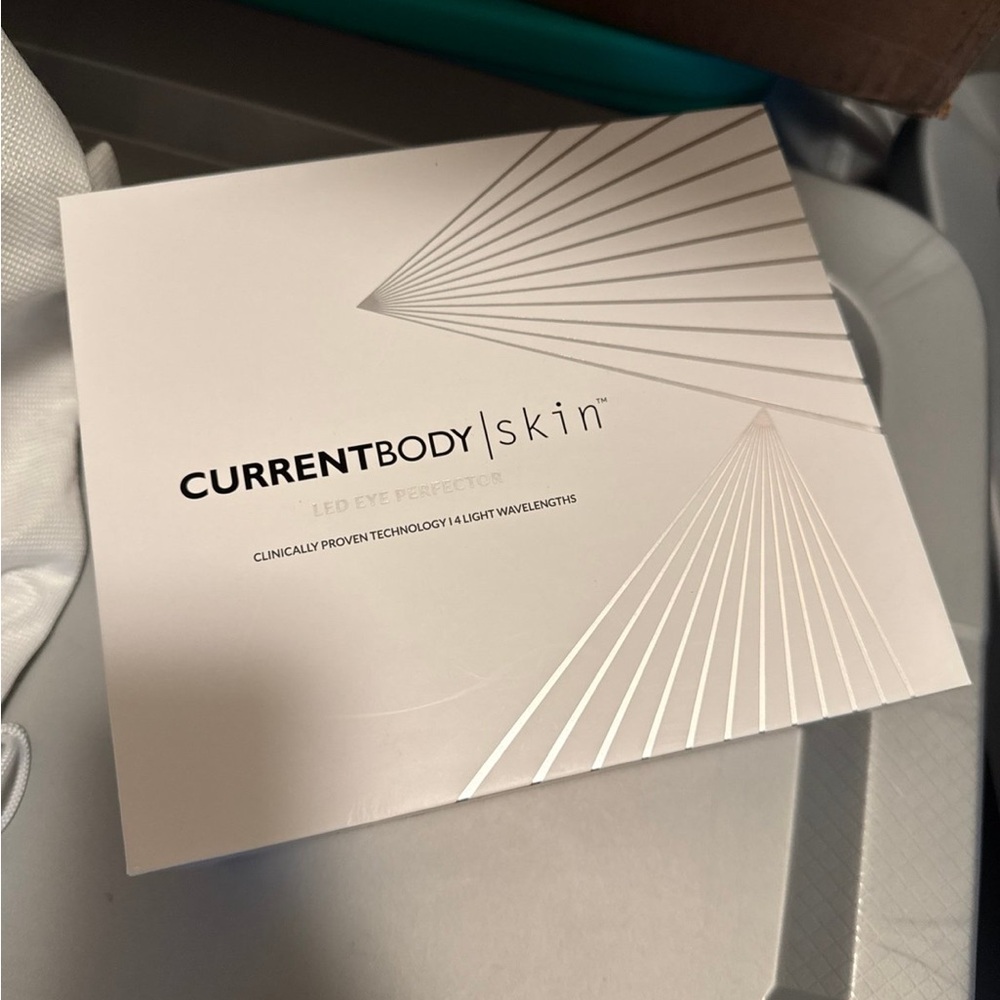 NIB CurrentBody Skin LED Eye Perfector - Picture 7 of 8